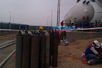 Thử áp lực bồn chứa CO2 bằng khí ni tơ