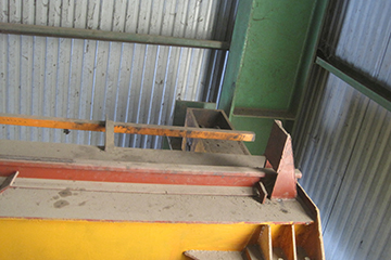 Kiểm tra hạn chế hành trình cơ chạy cầu Hạn chế hành trình cơ chạy cầu