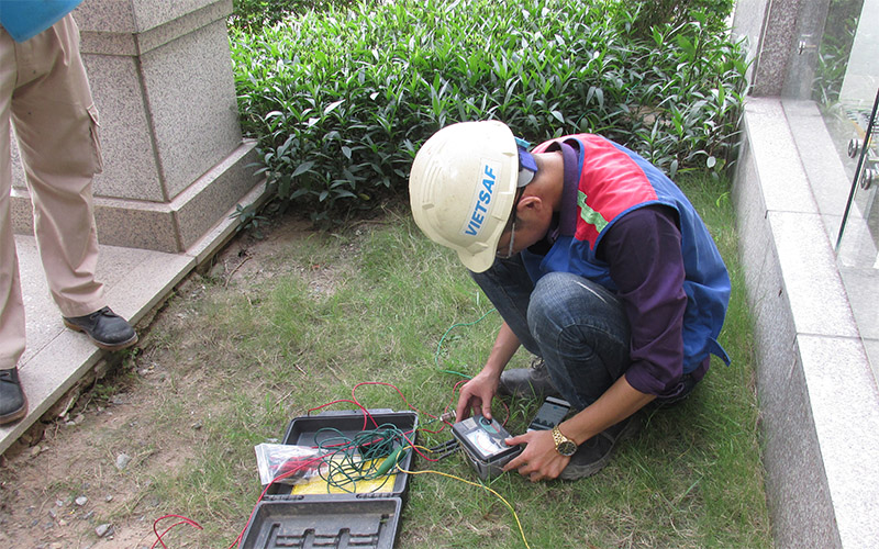 Đo điện trở tiếp địa cho hệ thống sét chung cư Hyundai Hillstate