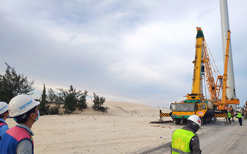 Kiểm định thiết bị nâng phục vụ lắp đặt thiết bị